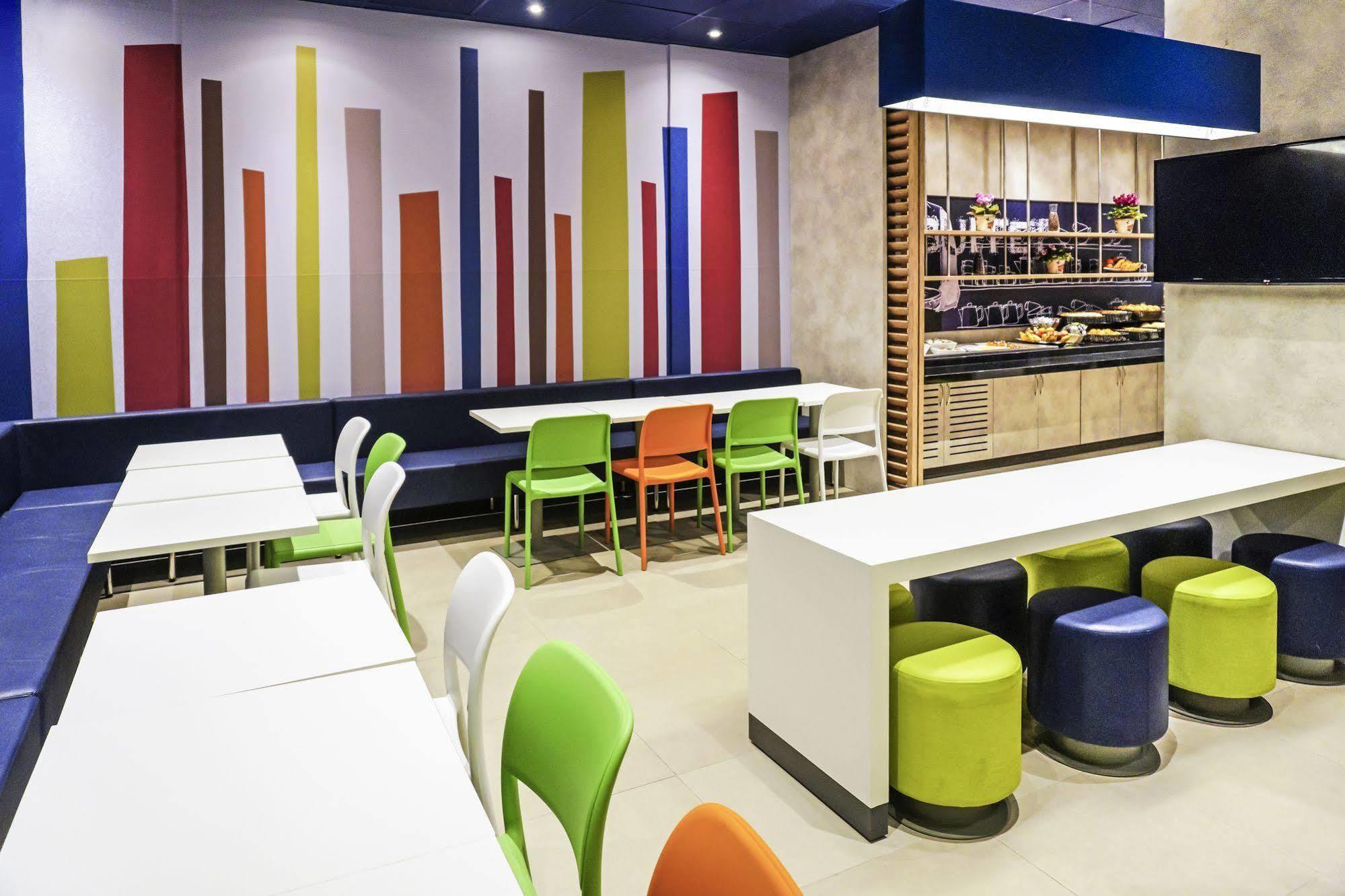 Ibis Budget Hyères Dış mekan fotoğraf
